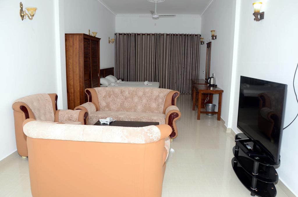 Us Hotel Jaffna Værelse billede