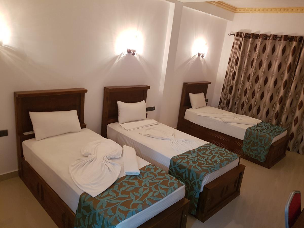Us Hotel Jaffna Eksteriør billede